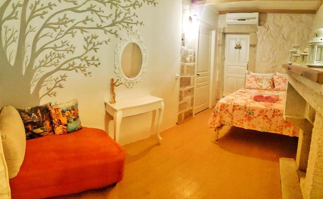 Lilyum Alacati - Tas Ev Ngoại thất bức ảnh